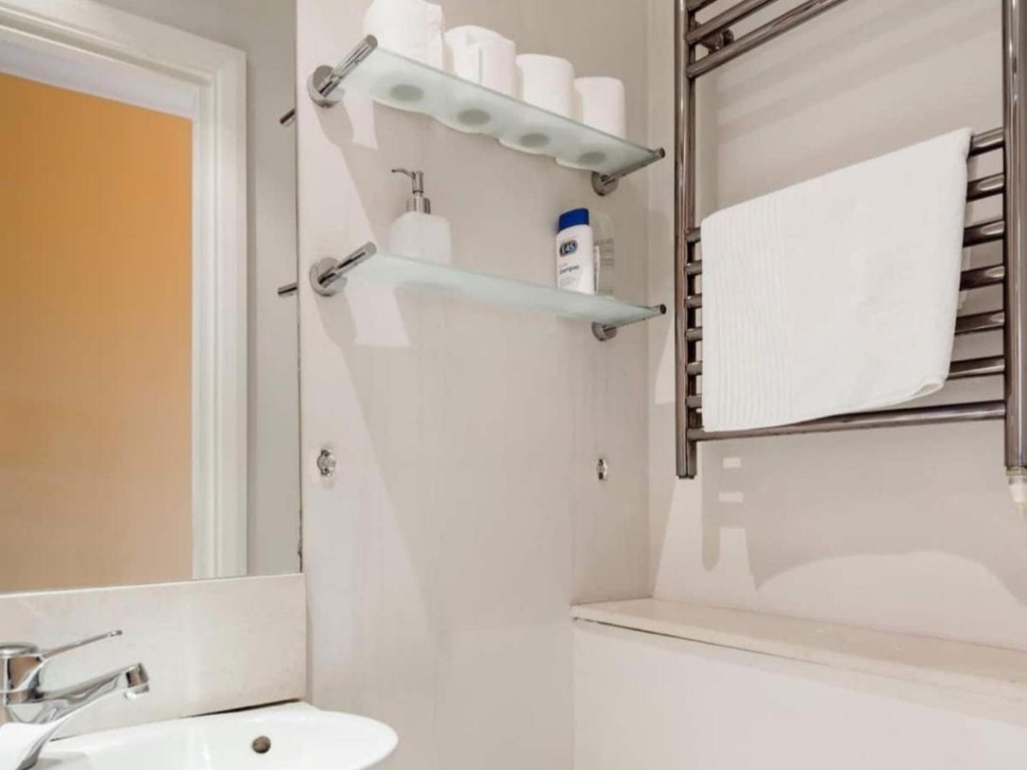 Sunny 1 Bedroom Flat In Central London Kültér fotó